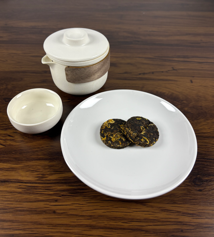 Yunnan Chrysanthemum Dandelion Pu'erh Mini Tea Cake