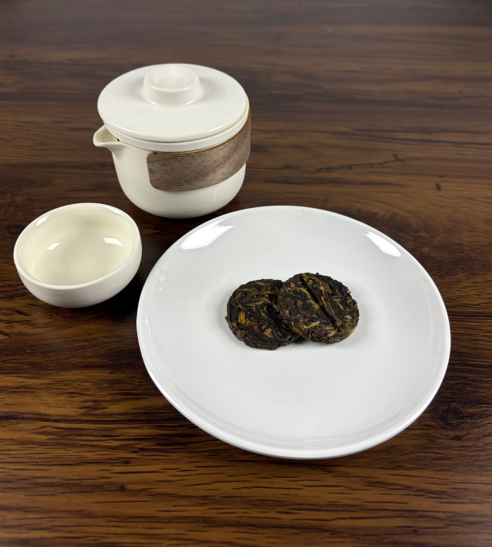 Yunnan Sun Dried Black Tea Mini Tea Cake